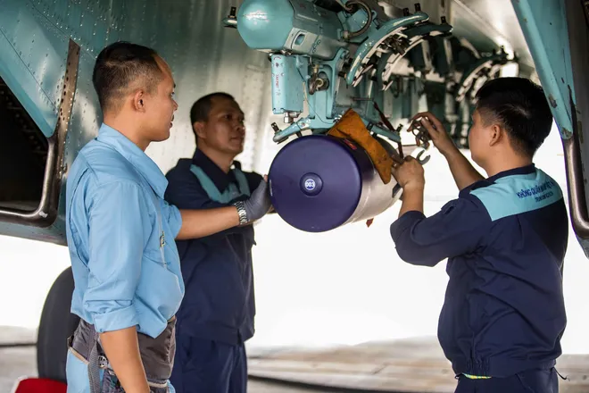 Không quân Việt Nam hoàn thành xuất sắc đợt diễn tập bắn, ném bom đạn thật tại Gia Lai - Ảnh 9.