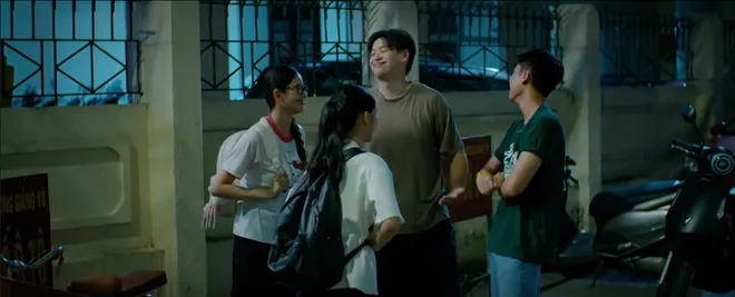 Mùa hè năm ấy - Tập 4: Phương bối rối khi lần đầu được Khánh nắm tay- Ảnh 1.