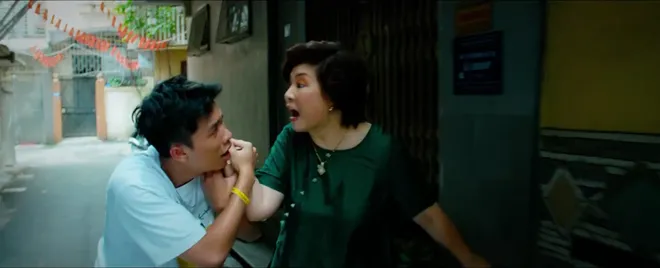Mùa hè năm ấy - Tập 4: Phương bối rối khi lần đầu được Khánh nắm tay- Ảnh 19.