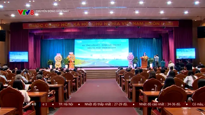 Liên kết hạ tầng để phát triển du lịch miền Trung – Tây Nguyên- Ảnh 1. Liên kết hạ tầng để phát triển du lịch miền Trung – Tây Nguyên- Ảnh 1.