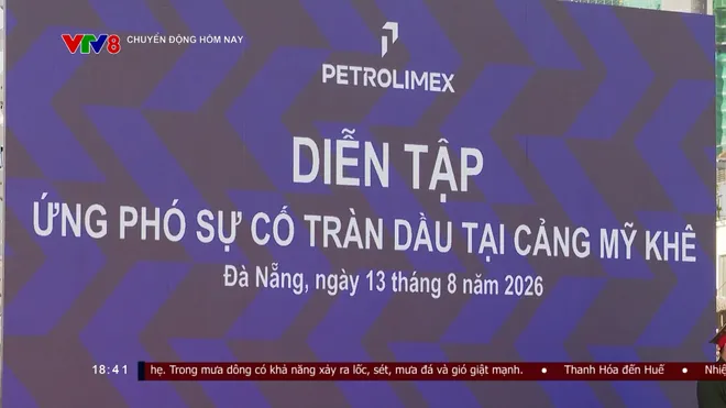 Petrolimex diễn tập ứng phó sự cố tràn dầu tại Đà Nẵng- Ảnh 2. Petrolimex diễn tập ứng phó sự cố tràn dầu tại Đà Nẵng- Ảnh 2.