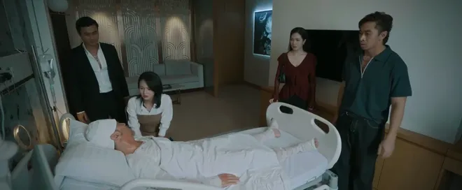Lửa trắng - Tập 18: L&atilde;o C&ocirc;ng ra lệnh giết Cương đen, Lan muốn l&agrave;m "mẻ cuối" để sống đời b&igrave;nh dị - Ảnh 1.