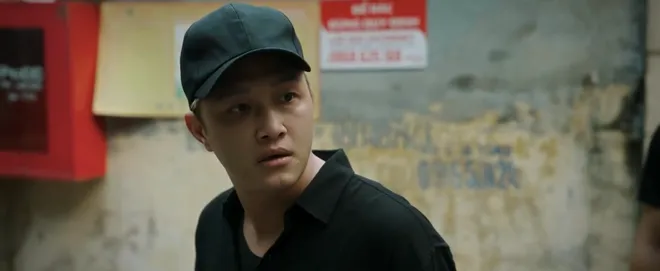 Lửa trắng - Tập 18: L&atilde;o C&ocirc;ng ra lệnh giết Cương đen, Lan muốn l&agrave;m "mẻ cuối" để sống đời b&igrave;nh dị - Ảnh 10.