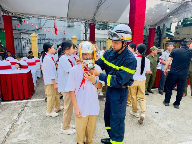 Hà Nội: Ra mắt Trung tâm trải nghiệm cộng đồng PCCC - Ảnh 4.