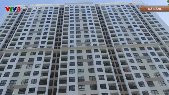 FPT PLAZA 3 bàn giao giấy chứng nhận quyền sở hữu căn hộ đầu tiên cho cư dân- Ảnh 3. FPT PLAZA 3 bàn giao giấy chứng nhận quyền sở hữu căn hộ đầu tiên cho cư dân- Ảnh 3.