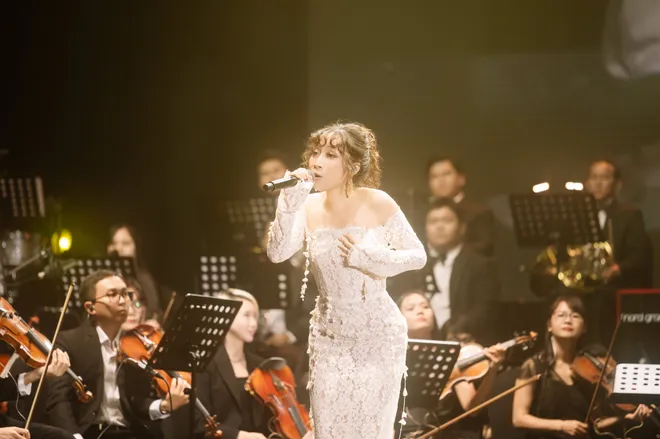 Từ Thanh Lam, Mỹ Linh đến Mỹ Anh: Những thế hệ gặp nhau trong nhạc Thanh Tùng - Ảnh 12.