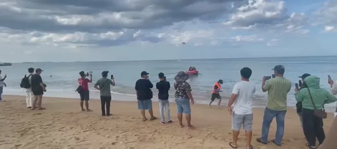"Câu view" trên nỗi đau: Sự vô cảm và nguy cơ vi phạm pháp luật trên không gian mạng- Ảnh 2. "Câu view" trên nỗi đau: Sự vô cảm và nguy cơ vi phạm pháp luật trên không gian mạng- Ảnh 2.