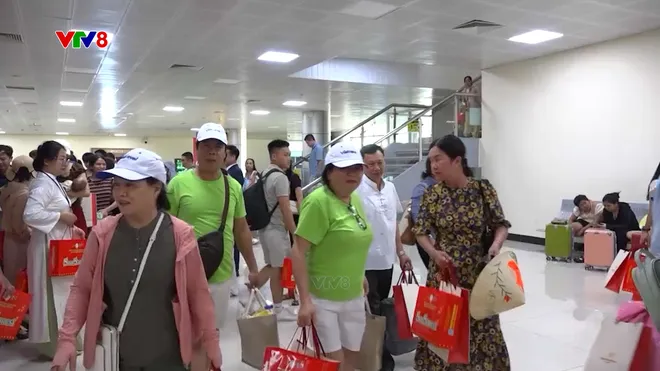 Chuyến bay đầu tiên Đồng Hới - Cam Ranh chính thức khai thác- Ảnh 6. Chuyến bay đầu tiên Đồng Hới - Cam Ranh chính thức khai thác- Ảnh 6.