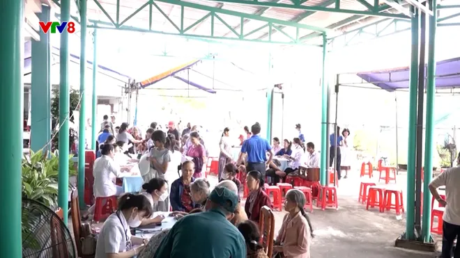 Đà Nẵng: Chăm sóc sức khỏe cho người dân vùng biển đảo- Ảnh 4. Đà Nẵng: Chăm sóc sức khỏe cho người dân vùng biển đảo- Ảnh 4.