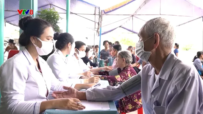 Đà Nẵng: Chăm sóc sức khỏe cho người dân vùng biển đảo- Ảnh 8. Đà Nẵng: Chăm sóc sức khỏe cho người dân vùng biển đảo- Ảnh 8.