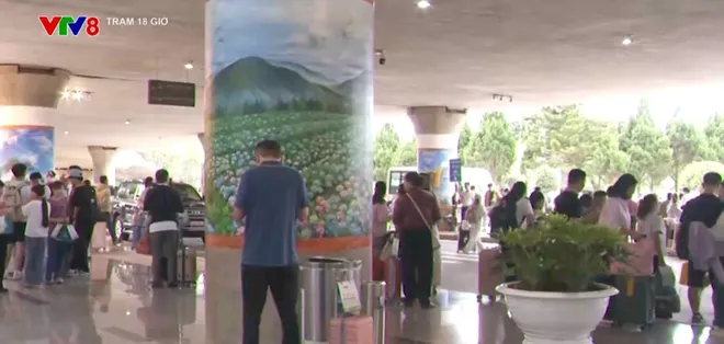 Sân bay Liên Khương mở lại sau 6 tháng, mở thêm “cửa ngõ” kết nối quốc tế- Ảnh 4. Sân bay Liên Khương mở lại sau 6 tháng, mở thêm “cửa ngõ” kết nối quốc tế- Ảnh 4.