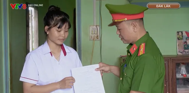 Giáo dục nội trú Công an nhân dân: Điểm tựa tri thức và mái ấm nhân văn giữa đại ngàn- Ảnh 4. Giáo dục nội trú Công an nhân dân: Điểm tựa tri thức và mái ấm nhân văn giữa đại ngàn- Ảnh 4.
