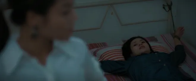 Lửa trắng - Tập 19: Thoát khỏi Viên vượn, Mai rơi vào bẫy của Lan, Lão Công tẩu thoát nhưng bị công an bắt tại nhà - Ảnh 2.
