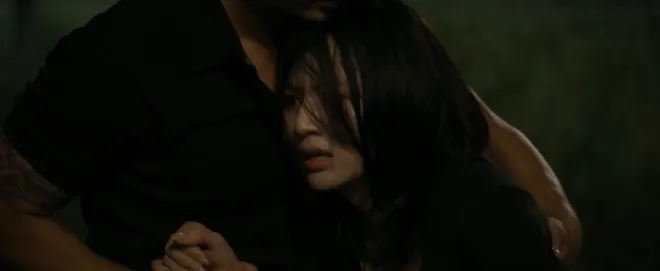 Lửa trắng - Tập 20: Tân lộ mặt là nội gián của Santana, Mai vừa trốn được đã bị Lan chặn lại - Ảnh 23.
