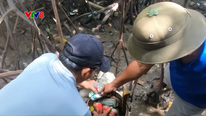 Rừng đước bên sông Tắc mang sắc xanh bình yên giữa phố biển- Ảnh 16. Rừng đước bên sông Tắc mang sắc xanh bình yên giữa phố biển- Ảnh 16.