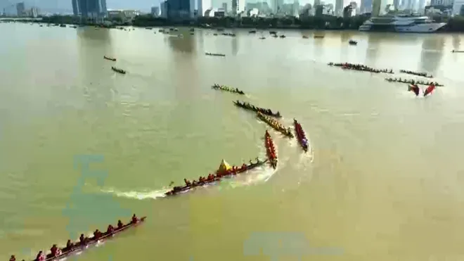 Dấu ấn Giải đua thuyền truyền thống thành phố Đà Nẵng năm 2026- Ảnh 10. Dấu ấn Giải đua thuyền truyền thống thành phố Đà Nẵng năm 2026- Ảnh 10.