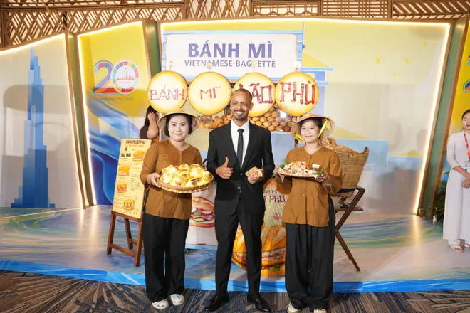 Đ&ecirc;m Việt Nam mở m&agrave;n Hội chợ Du lịch Quốc tế TP Hồ Ch&iacute; Minh lần thứ 20 - Ảnh 3.