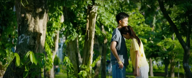 Mùa hè năm ấy - Tập 10: Khánh bị bắt khi chưa kịp tiễn Phương đi du học - Ảnh 19.