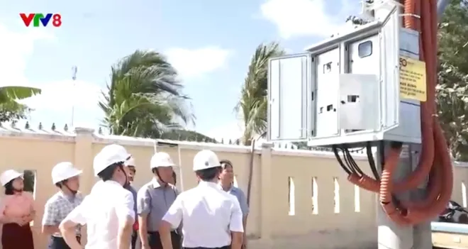 Công ty Điện lực Đắk Lắk gắn biển 5 công trình chào mừng 50 năm thành lập- Ảnh 1. Công ty Điện lực Đắk Lắk gắn biển 5 công trình chào mừng 50 năm thành lập- Ảnh 1.