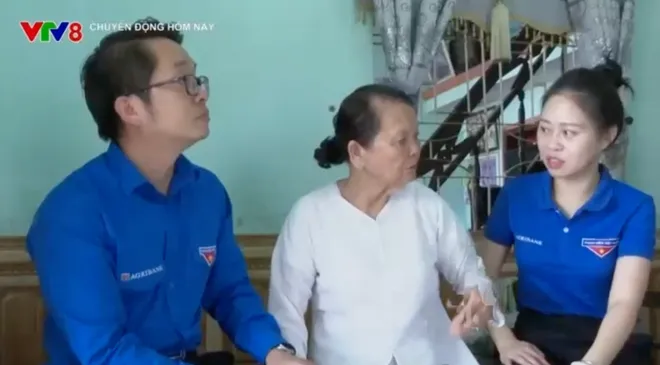 Tuổi trẻ Agribank miền Trung gìn giữ đạo lý “Uống nước nhớ nguồn”- Ảnh 3. Tuổi trẻ Agribank miền Trung gìn giữ đạo lý “Uống nước nhớ nguồn”- Ảnh 3.