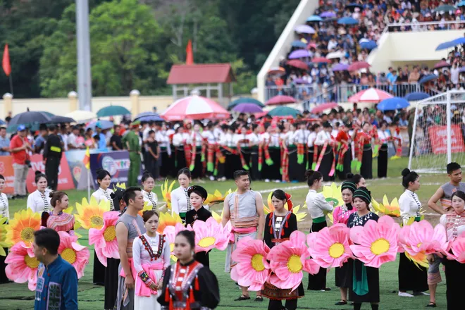 Khoảnh khắc bùng nổ của Chung kết Giải Bóng đá nữ các dân tộc thiểu số VTV Cup 2026 - Ảnh 2.
