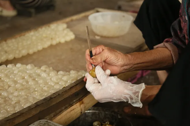Nh&atilde;n lồng Hưng Y&ecirc;n: Từ thức qu&agrave; tiến vua đến h&agrave;nh tr&igrave;nh di sản quốc tế - Ảnh 14.