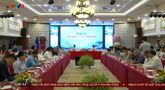 Khánh Hòa tìm giải pháp xây dựng nguồn nhân lực lâu dài- Ảnh 6. Khánh Hòa tìm giải pháp xây dựng nguồn nhân lực lâu dài- Ảnh 6.