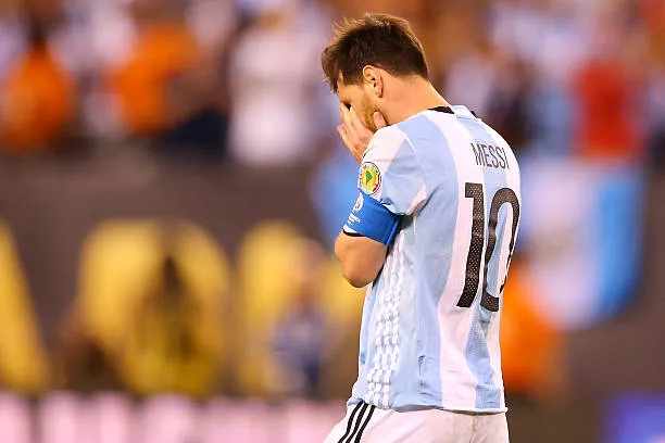 Những khoảnh khắc đáng nhớ nhất của Messi cùng tuyển Argentina - từ World Cup, Copa America và hơn thế - Ảnh 4.