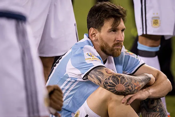 Những khoảnh khắc đáng nhớ nhất của Messi cùng tuyển Argentina - từ World Cup, Copa America và hơn thế - Ảnh 3.