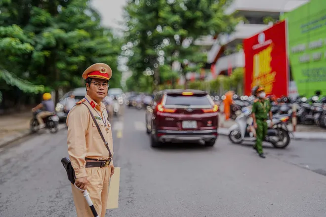 Hà Nội bảo đảm giao thông an toàn, thông suốt trong ngày khai giảng - Ảnh 1.