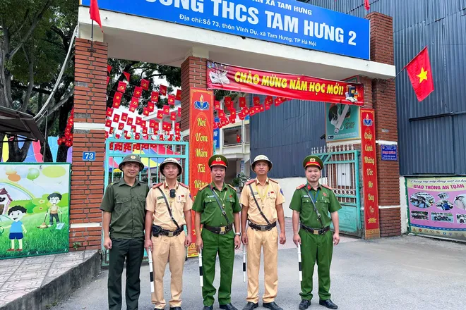 Hà Nội bảo đảm giao thông an toàn, thông suốt trong ngày khai giảng - Ảnh 5.