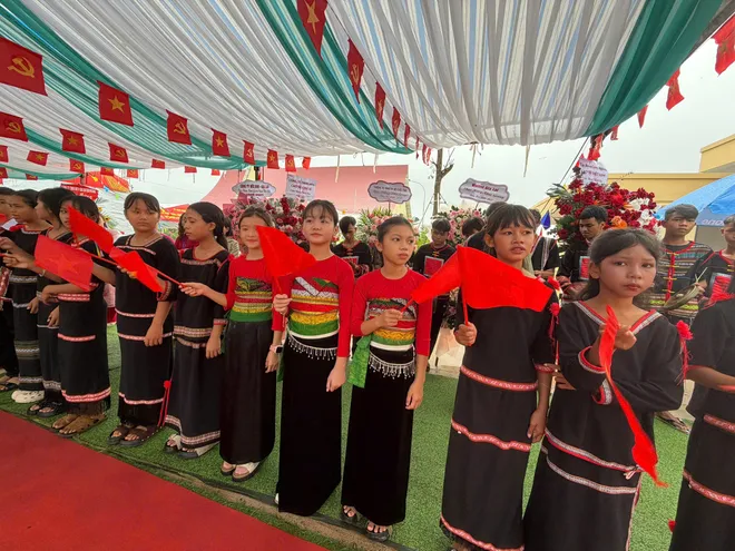 Rộn ràng không khí khai giảng năm học mới- Ảnh 16. Rộn ràng không khí khai giảng năm học mới- Ảnh 16.