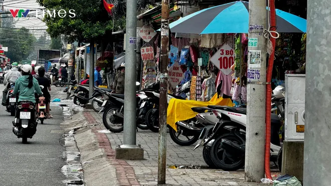 TP Hồ Chí Minh lắp camera tại một phường để phạt nguội lấn chiếm lòng đường, vỉa hè- Ảnh 9.