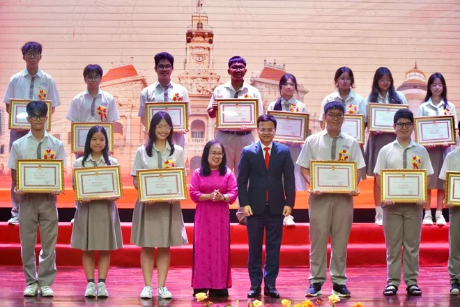 TP Hồ Chí Minh đẩy mạnh ứng dụng AI để đào tạo học sinh giỏi - Ảnh 11.