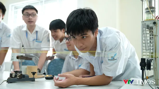 Nguyễn Nhật Minh: Phía sau điểm tuyệt đối 30/30 thi Vật lý quốc tế - Ảnh 6.