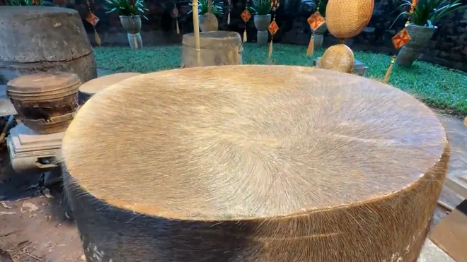 “Nhất trống - Một tiếng trống - Ngàn năm văn hiến”: Nhịp đập di sản giữa lòng di tích lịch sử- Ảnh 9. “Nhất trống - Một tiếng trống - Ngàn năm văn hiến”: Nhịp đập di sản giữa lòng di tích lịch sử- Ảnh 9.