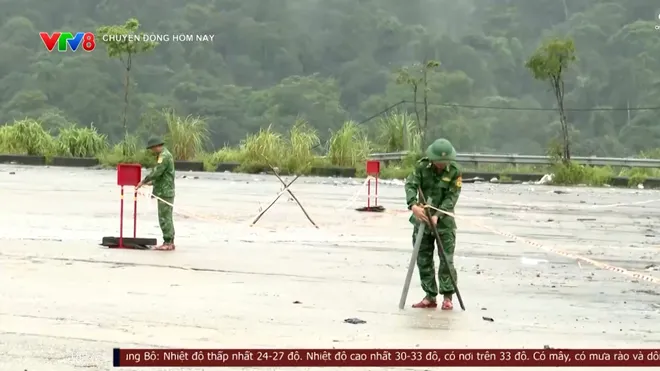 Quảng Trị khẩn trương khắc phục sạt lở, bảo đảm an toàn sau mưa lớn- Ảnh 3. Quảng Trị khẩn trương khắc phục sạt lở, bảo đảm an toàn sau mưa lớn- Ảnh 3.