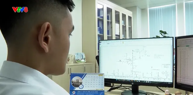 Số hóa lưới điện tại Quảng Ngãi: Bước chuyển mình mạnh mẽ từ quản lý thủ công đến vận hành thông minh- Ảnh 2. Số hóa lưới điện tại Quảng Ngãi: Bước chuyển mình mạnh mẽ từ quản lý thủ công đến vận hành thông minh- Ảnh 2.