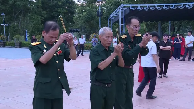 81 ngày đêm bảo vệ Thành cổ Quảng Trị: Khúc tráng ca bất tử- Ảnh 2. 81 ngày đêm bảo vệ Thành cổ Quảng Trị: Khúc tráng ca bất tử- Ảnh 2.