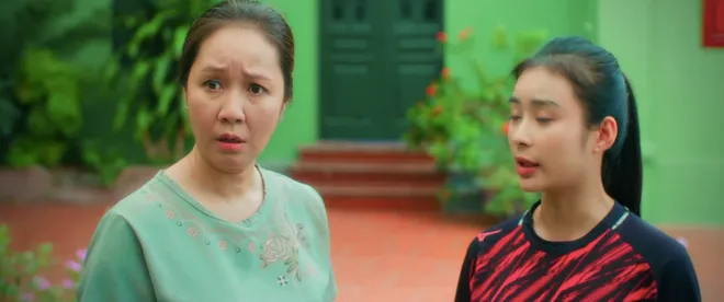 Đội bóng nữ làng Xuân - Tập 5: Muốn giúp Đào nhưng Minh càng làm mọi chuyện tệ hơn - Ảnh 5.