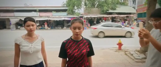 Đội bóng nữ làng Xuân - Tập 5: Muốn giúp Đào nhưng Minh càng làm mọi chuyện tệ hơn - Ảnh 14.