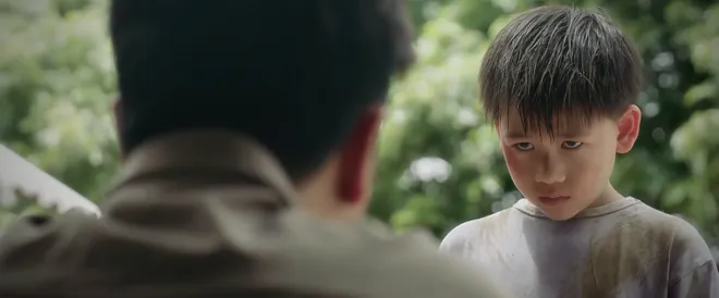 Đội bóng nữ làng Xuân - Tập 6: Minh không muốn truy cứu con trai Quốc (Tuấn Tú) - Ảnh 10.