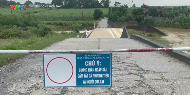 Ổn định đời sống nhân dân vùng ngập lụt, chủ động ứng phó thiên tai ở Thanh Hóa- Ảnh 4. Ổn định đời sống nhân dân vùng ngập lụt, chủ động ứng phó thiên tai ở Thanh Hóa- Ảnh 4.