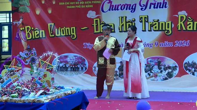 Trung thu sớm đến với trẻ vùng biên- Ảnh 6. Trung thu sớm đến với trẻ vùng biên- Ảnh 6.