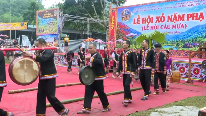 Gìn giữ nét văn hóa cầu mưa của người Thái- Ảnh 2. Gìn giữ nét văn hóa cầu mưa của người Thái- Ảnh 2.