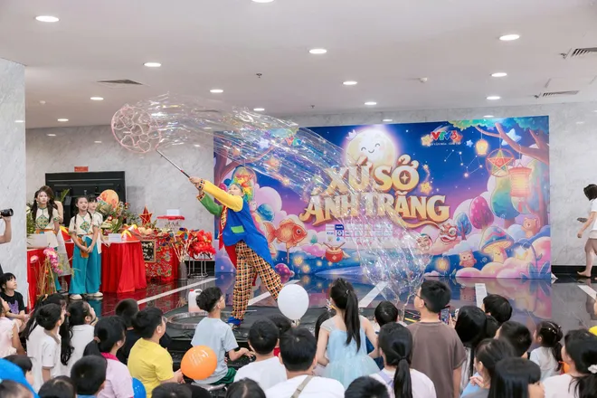 "Ngày hội đón trăng" tại VTV thu hút khoảng 3.400 lượt thiếu nhi, phụ huynh tham dự - Ảnh 7.