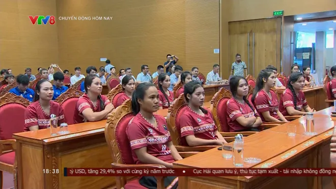 Gia Lai: Khen thưởng các vận động viên xuất sắc tại Giải bóng đá nữ các dân tộc thiểu số Việt Nam VTV Cup lần thứ I năm 2026- Ảnh 3. Gia Lai: Khen thưởng các vận động viên xuất sắc tại Giải bóng đá nữ các dân tộc thiểu số Việt Nam VTV Cup lần thứ I năm 2026- Ảnh 3.