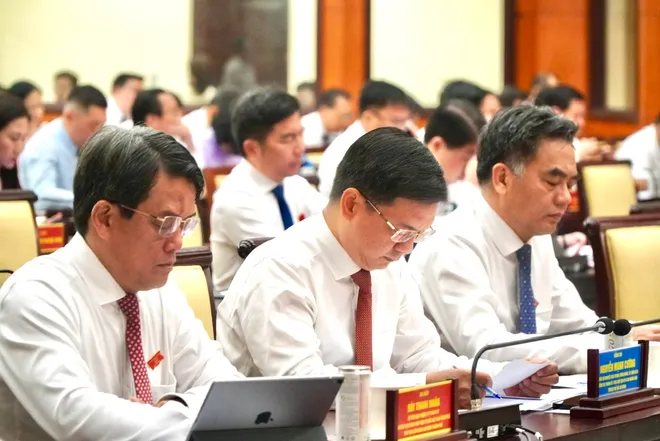HĐND TP Hồ Chí Minh xem xét nhiều nghị quyết triển khai Luật Phát triển đô thị - Ảnh 3.