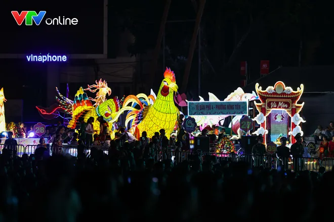 Khoảnh khắp đẹp tuần qua: Rực rỡ Tết Trung thu - Ảnh 7.