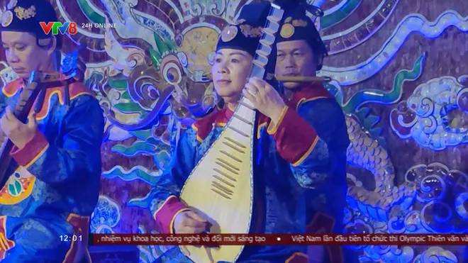 Múa lân kể chuyện tình mẫu tử trong cung đình Huế- Ảnh 6. Múa lân kể chuyện tình mẫu tử trong cung đình Huế- Ảnh 6.